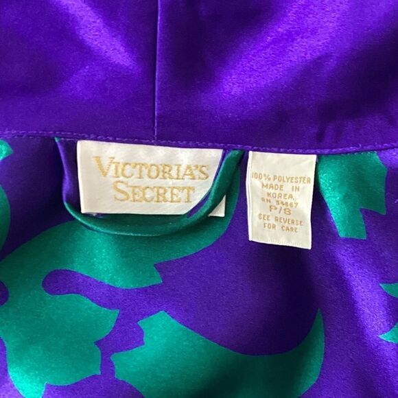 VICTORIA’S SECRET Size S Floral Vintage Yellow Label Purple Green Tassel Robe - Picture 2 of 11